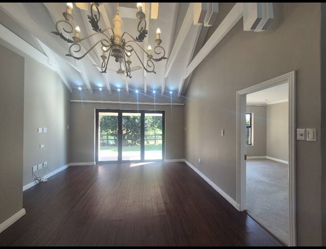 3 BEDROOM APARTMENT FOR SALE IN IZINGA ESTATE